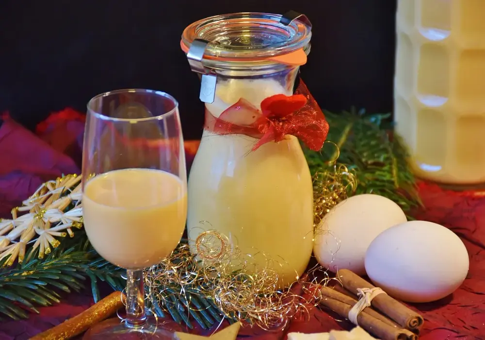Jak zachować aromat likieru owocowego po otwarciu? Praktyczny poradnik