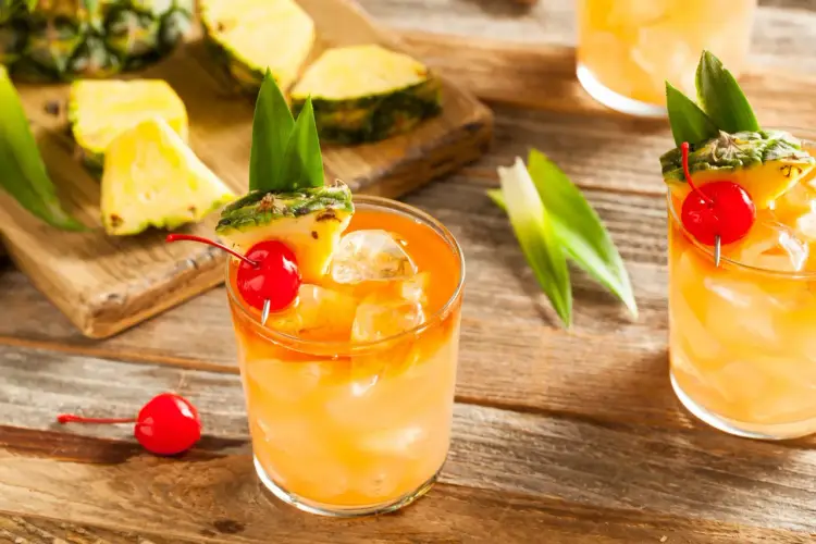 Domowy syrop orszadowy: Sekret idealnego Mai Tai